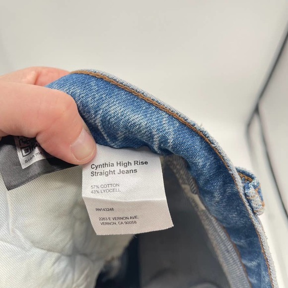 Reformation Cynthia High Rise Straight Jeans Womens 26 Colorado Button Fly New - Picture 13 of 14